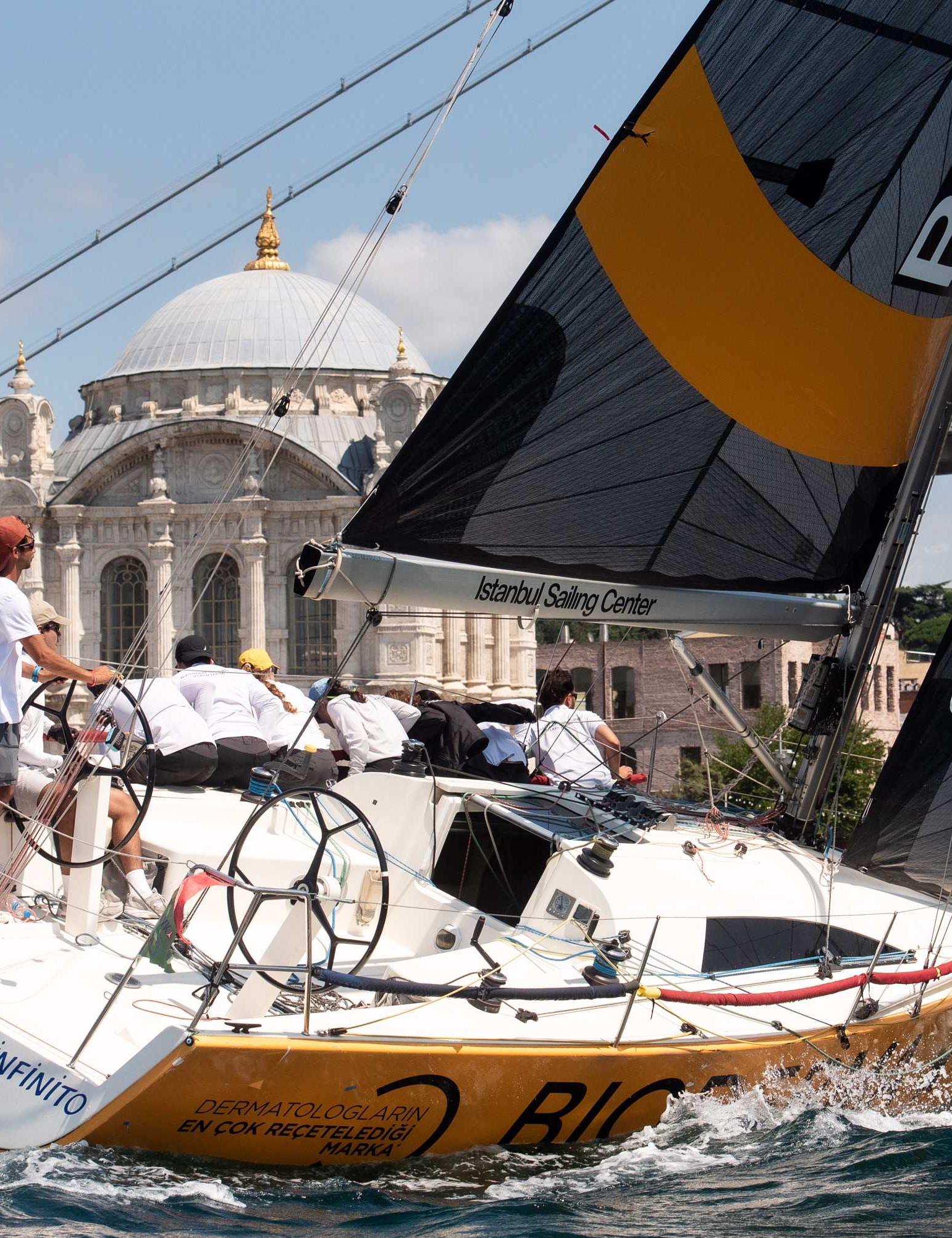 İstanbul’s Sailing Stage